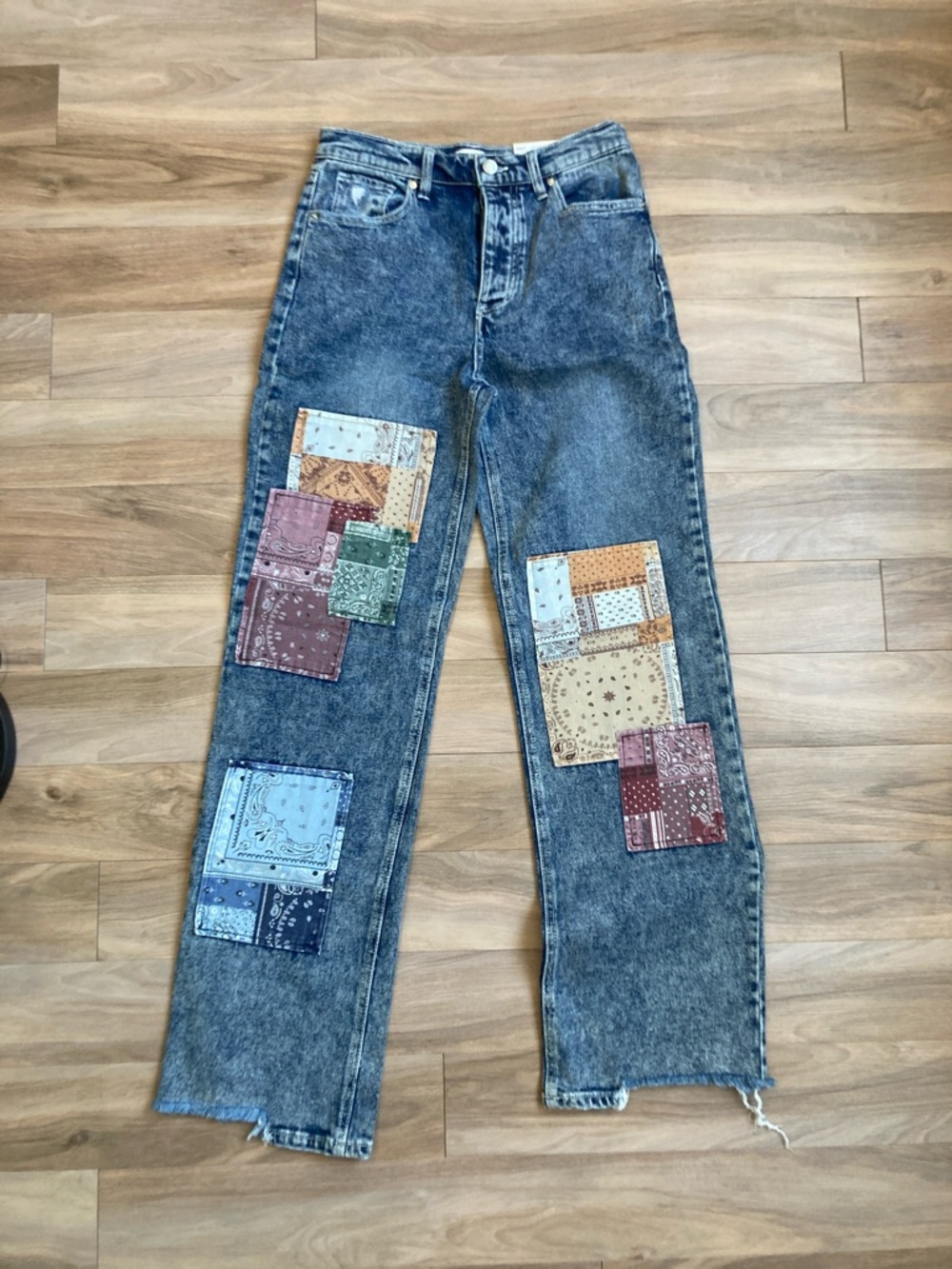 SO Dad jean super high rise jean  distressed boho retro patches size 5 / 27